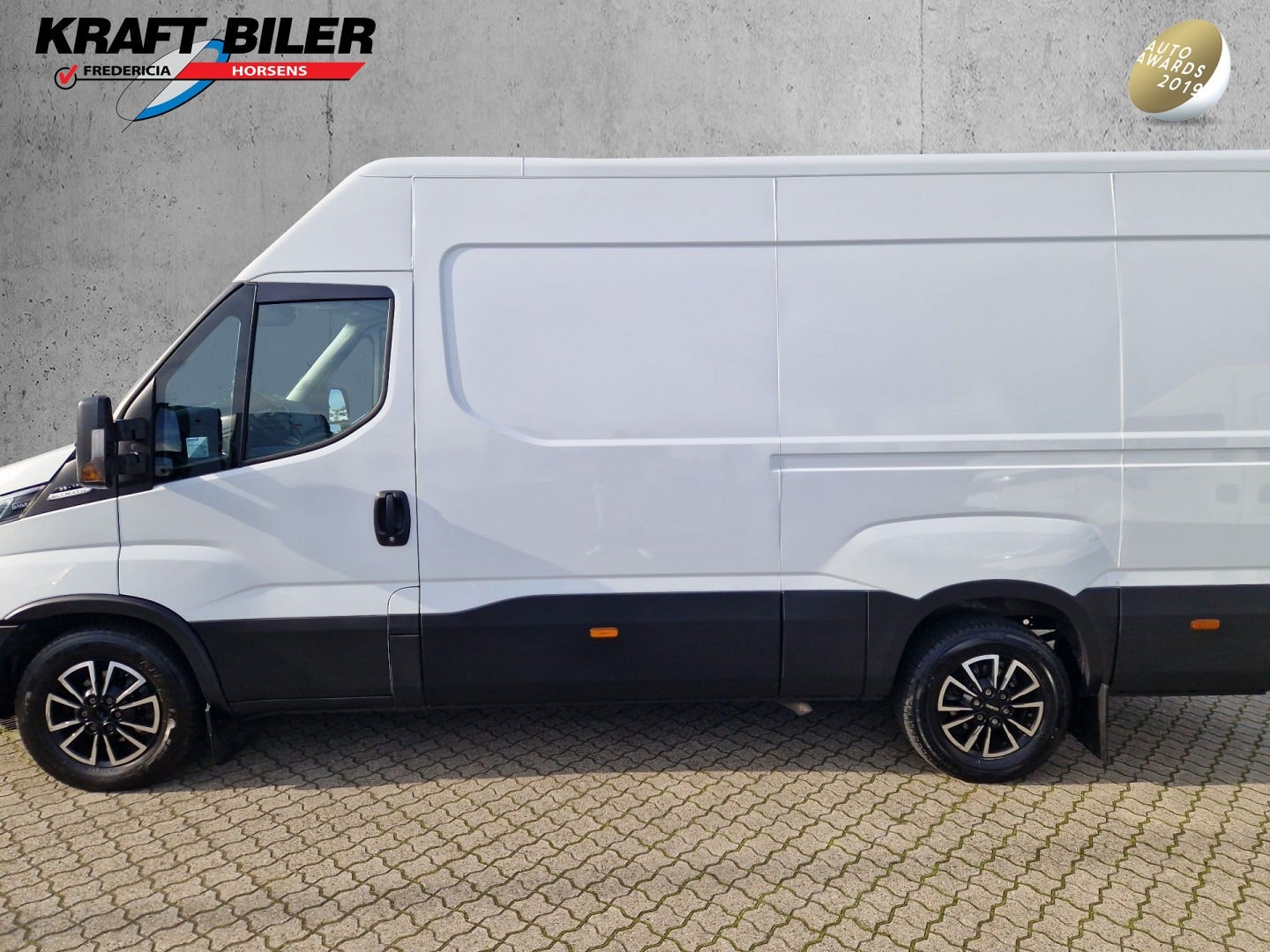 Billede af Iveco Daily 2,3 35S16 12m³ Van AG8