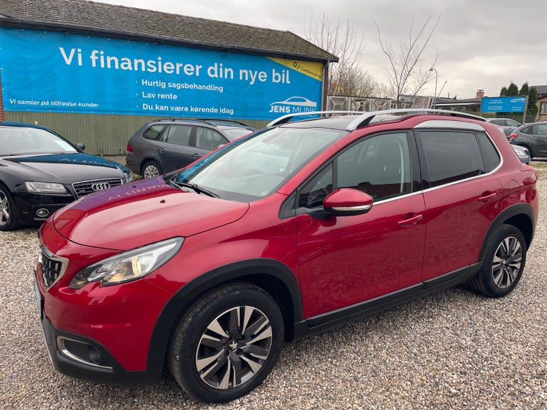 Peugeot 2008 BlueHDi 100 Desire Sky