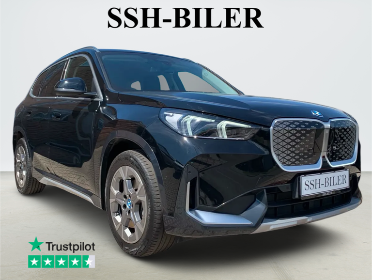 BMW iX1 eDrive20 X-Line