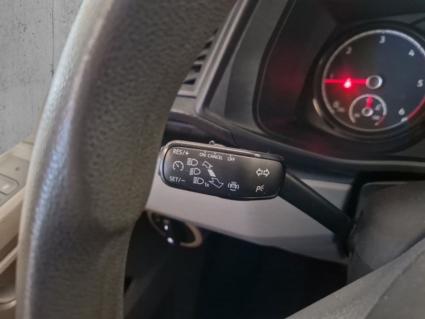 Billede af VW Transporter 2,0 TDi 150 Kassevogn kort