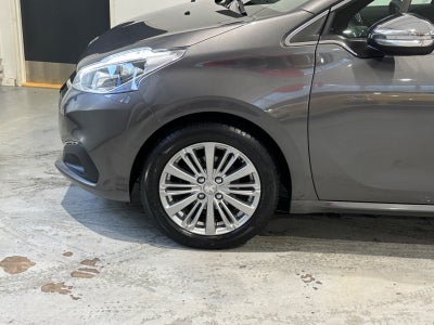 Peugeot 208 VTi 82 Allure