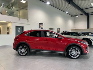 Kia XCeed PHEV Upgrade Intro DCT