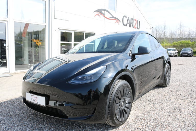 Tesla Model Y RWD