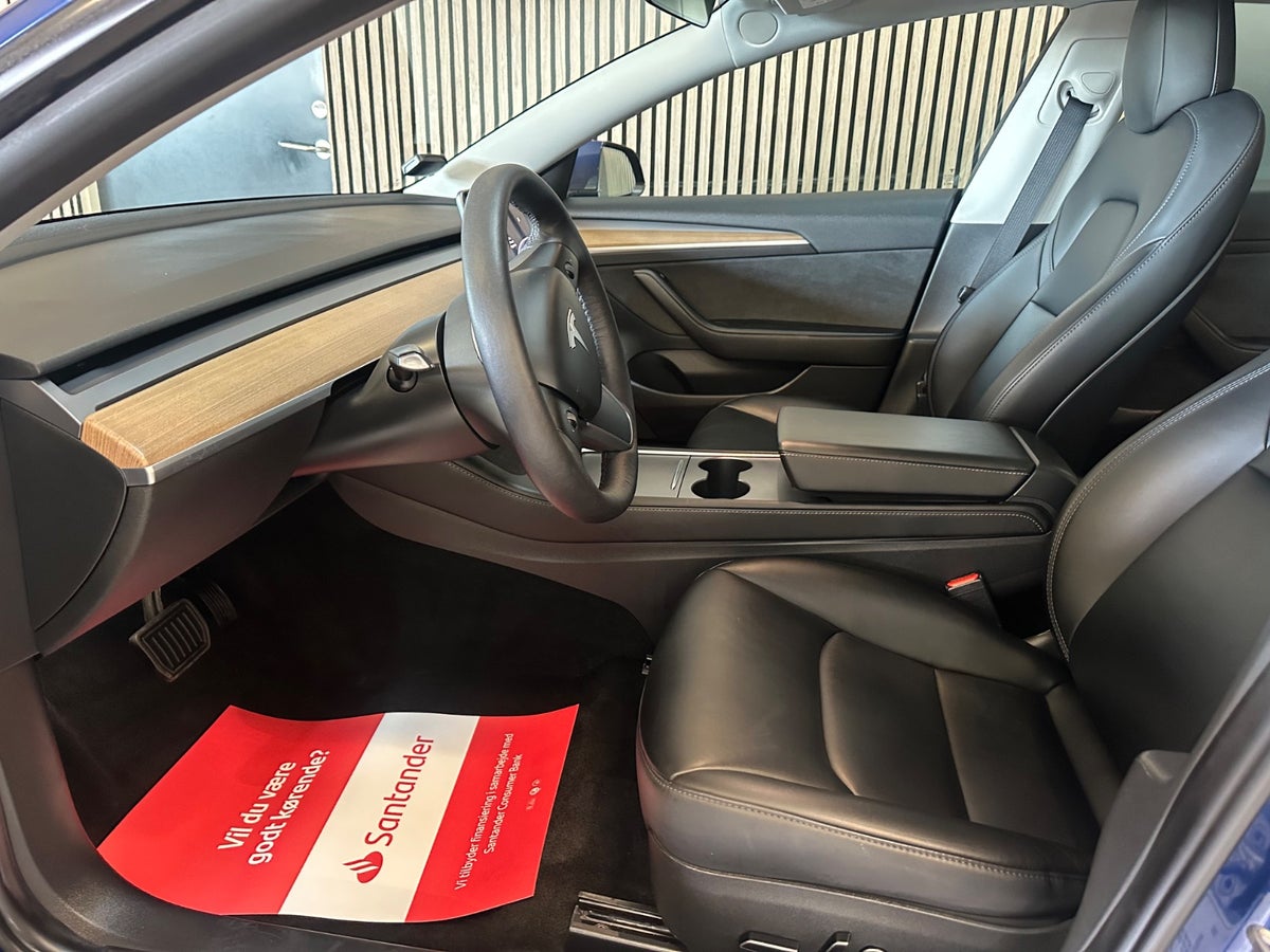 Tesla Model 3 Long Range AWD