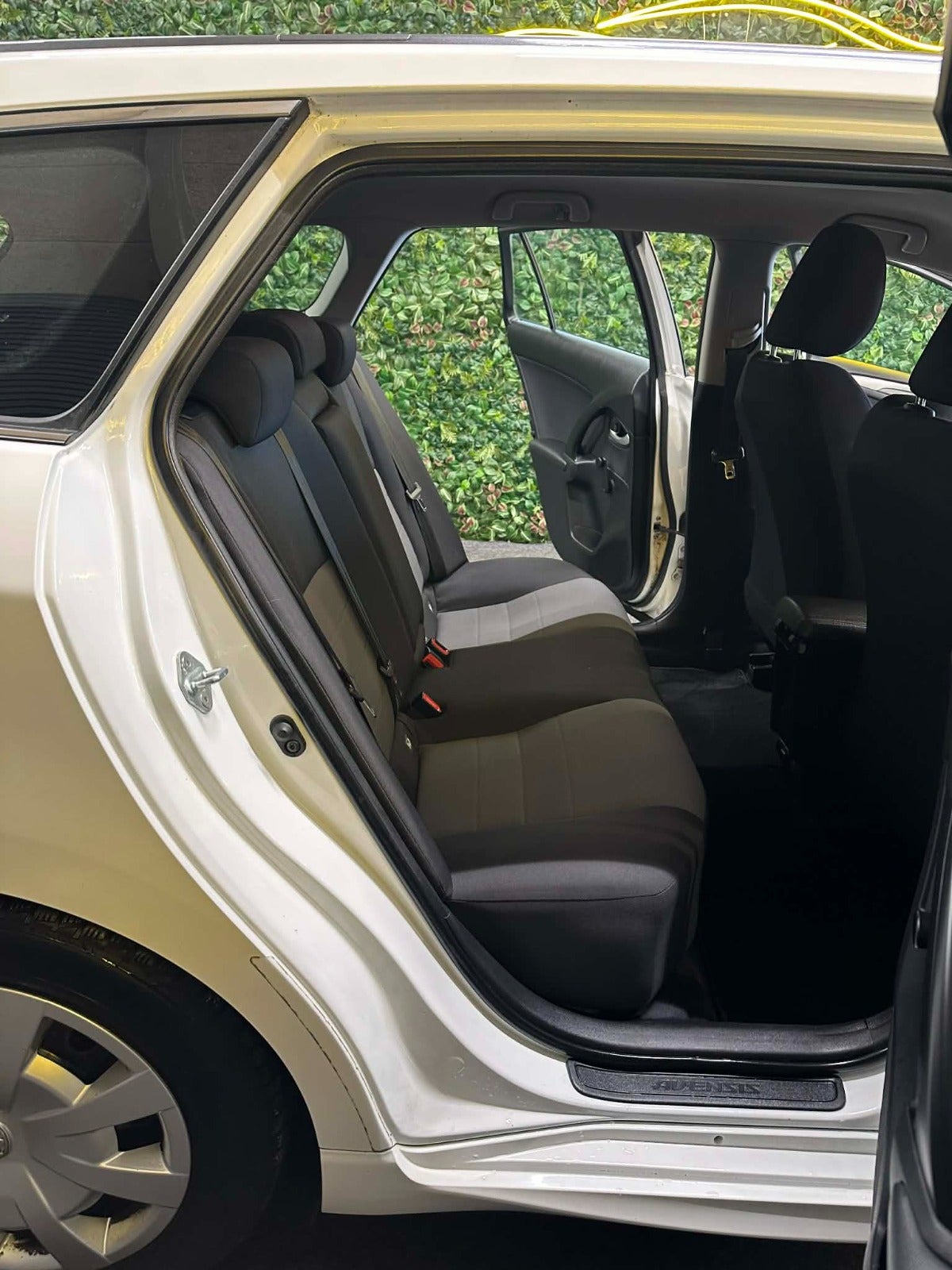 Billede af Toyota Avensis 1,6 D-4D T1 Touring Sports