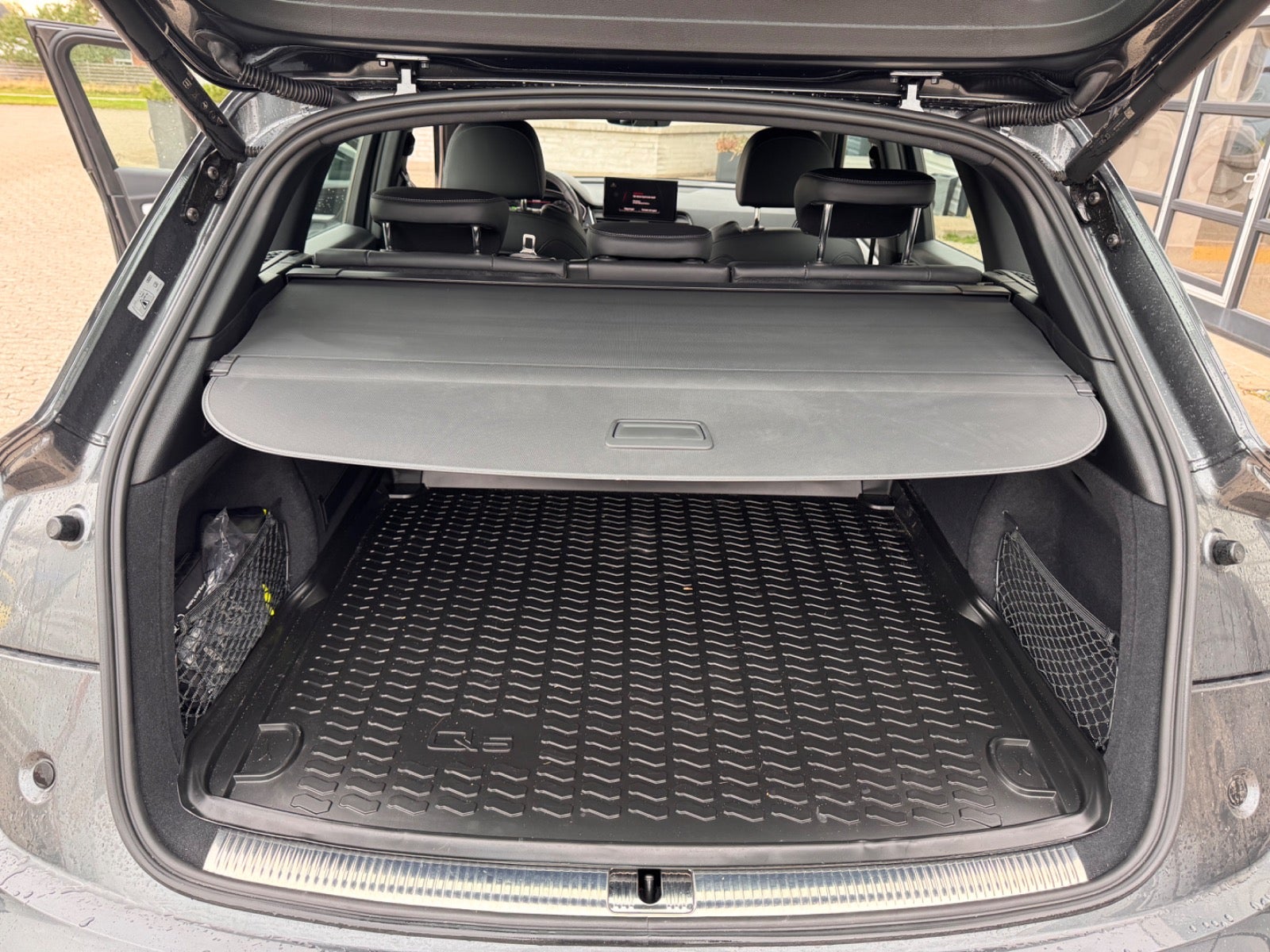 Audi Q5 TFSi S-line Edition S-tr.