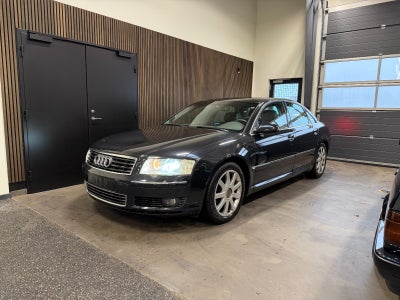 Audi A8 3,7 quattro Tiptr. 4d