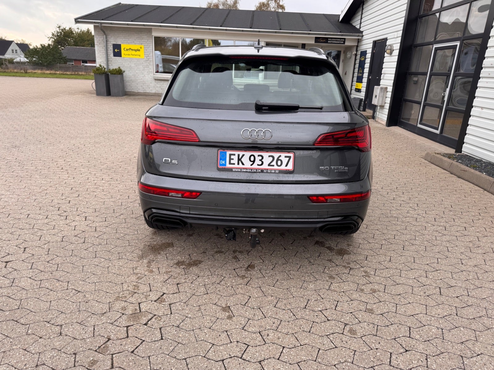 Audi Q5 TFSi S-line Edition S-tr.
