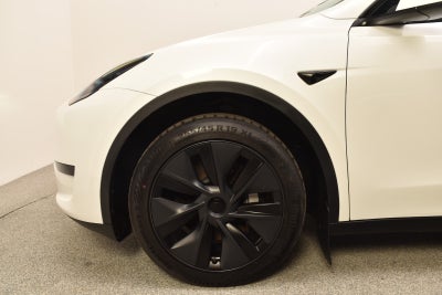 Tesla Model Y Long Range RWD