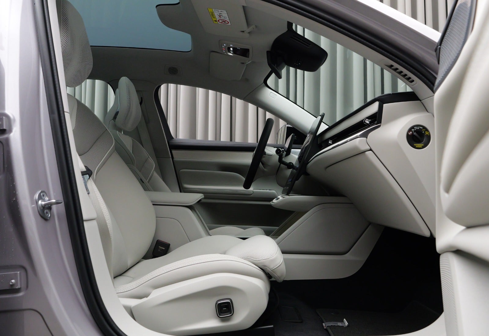 Volvo ES90 Extended Range Ultra
