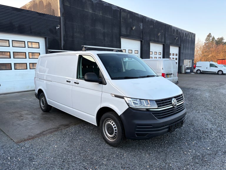 VW Transporter TDi 110 BULLI Kassevogn lang