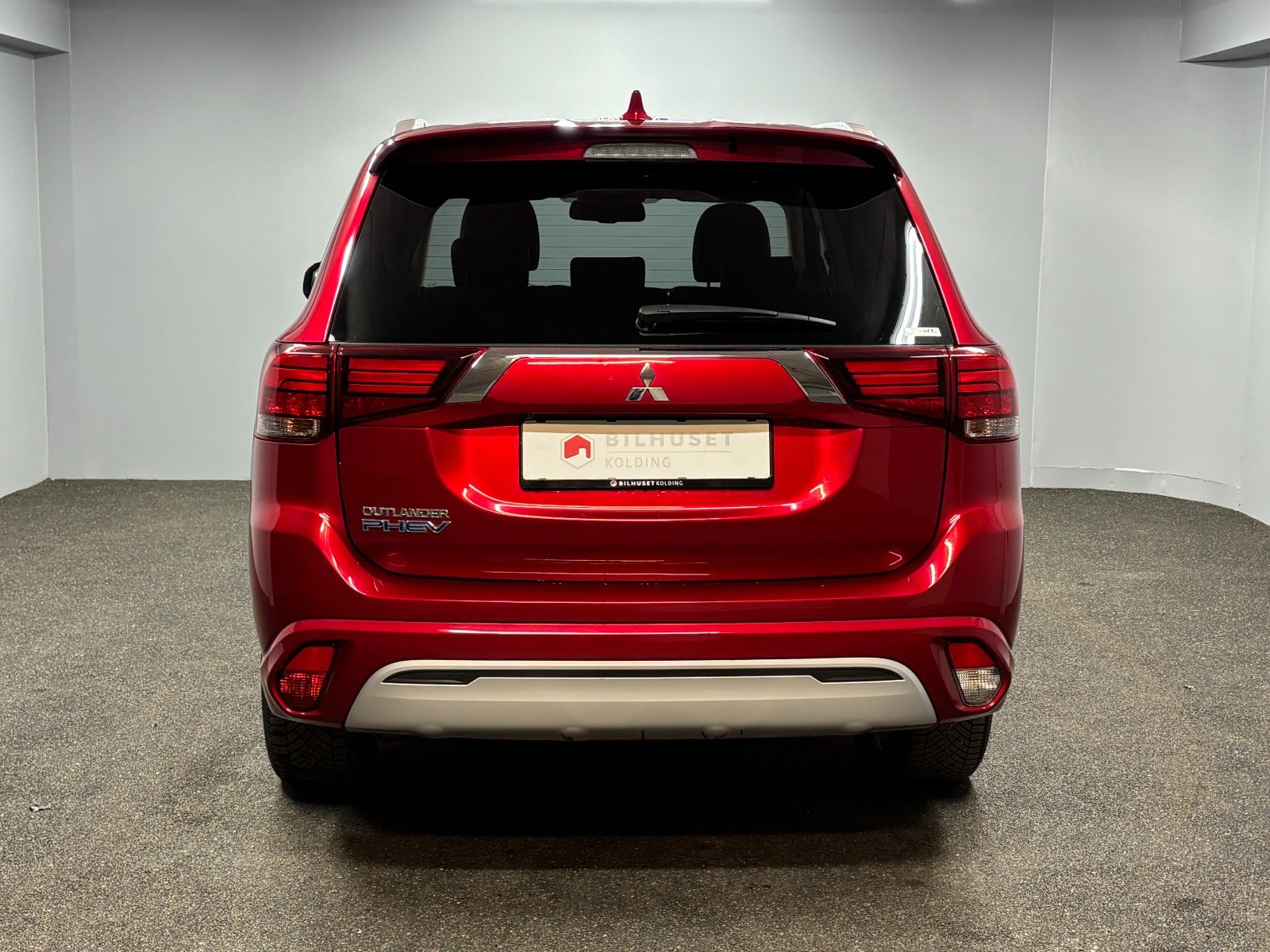 Billede af Mitsubishi Outlander 2,4 PHEV Inform+ CVT 4WD