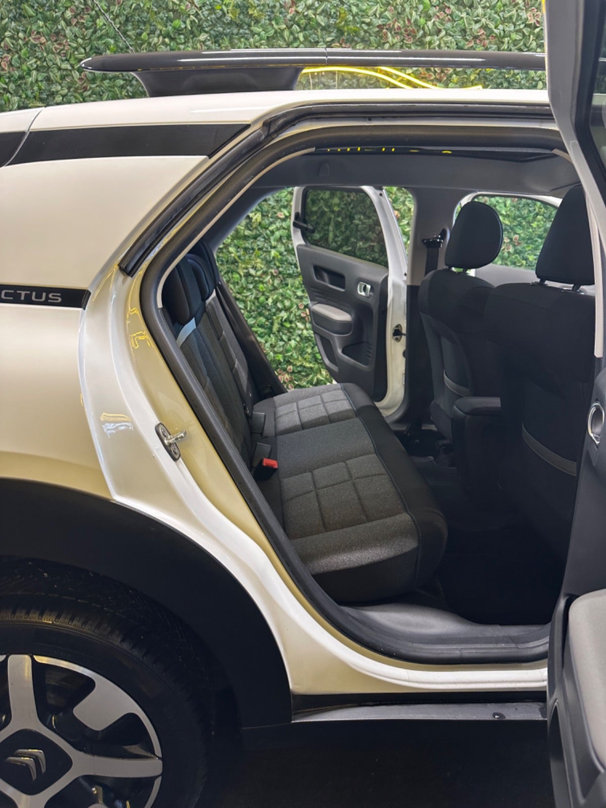 Billede af Citroën C4 Cactus 1,5 BlueHDi 100 VTR Sport