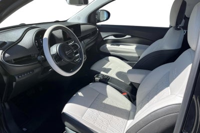 Fiat 500e 42,0 la Prima by Bocelli 2023