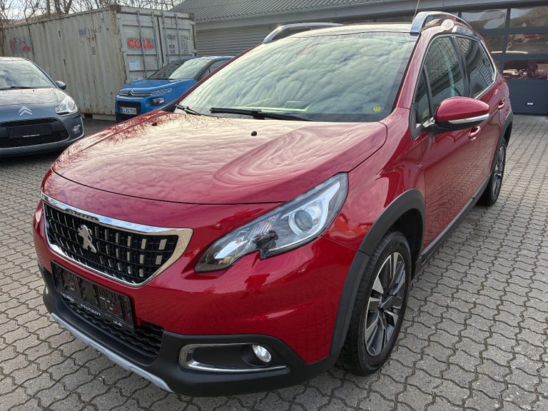 Peugeot 2008 BlueHDi 100 Allure Sky