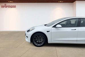 Tesla Model 3 RWD