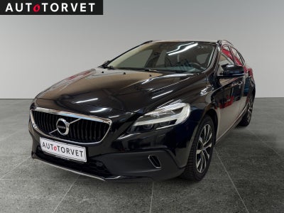 Volvo V40 CC 2,0 D3 150 Momentum aut. 5d