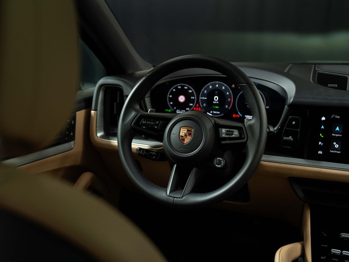 Gallery image 9 of 15