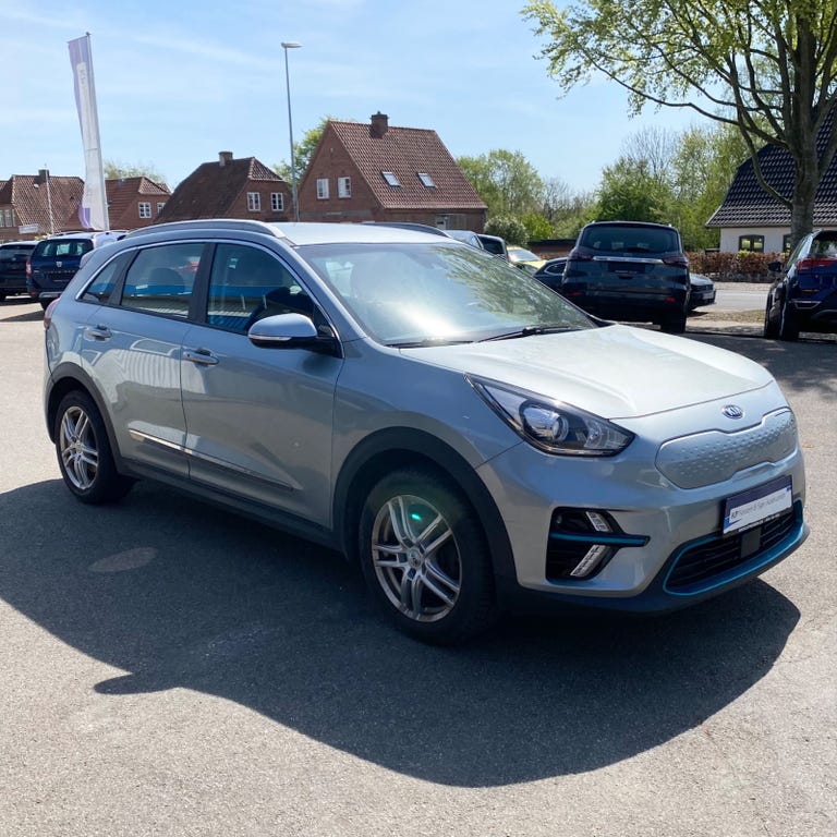 Kia e-Niro Base LX First Edition