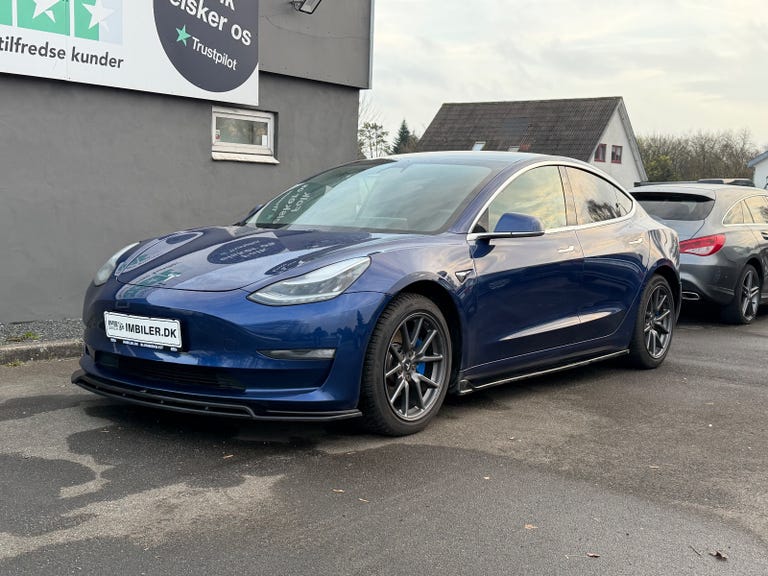 Tesla Model 3 Long Range AWD