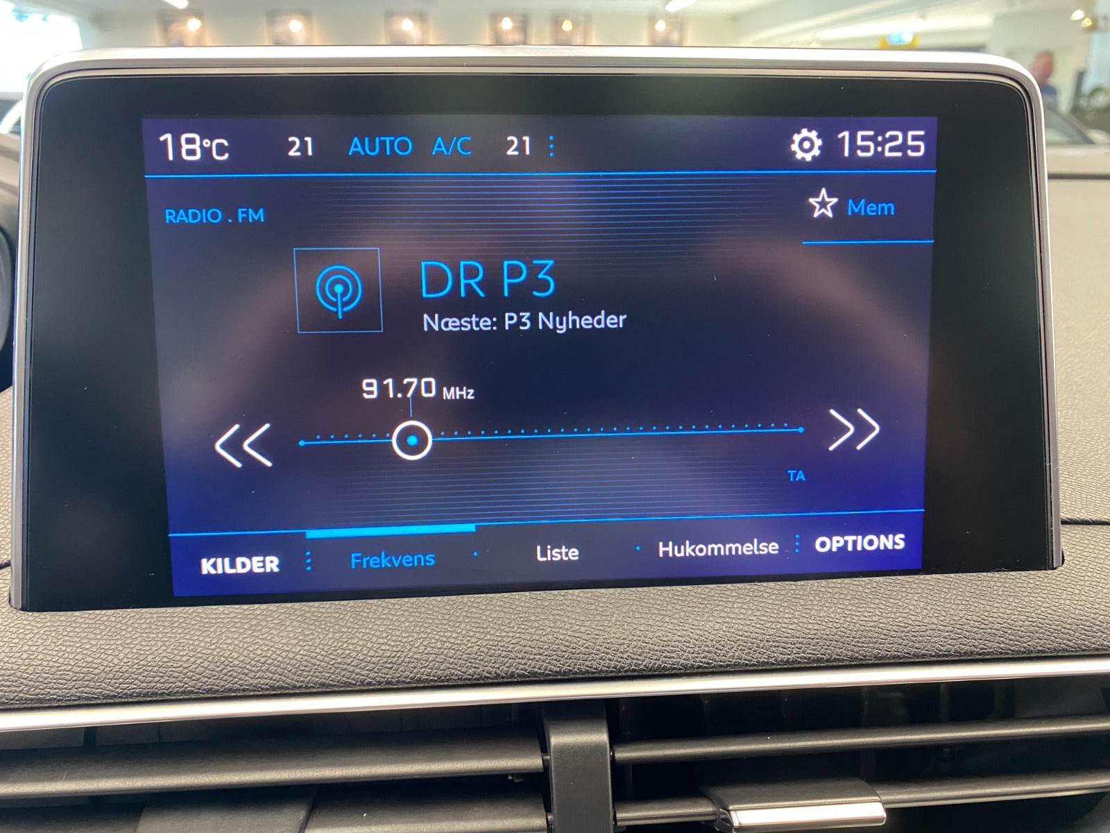Billede af Peugeot 3008 1,6 BlueHDi 120 Allure