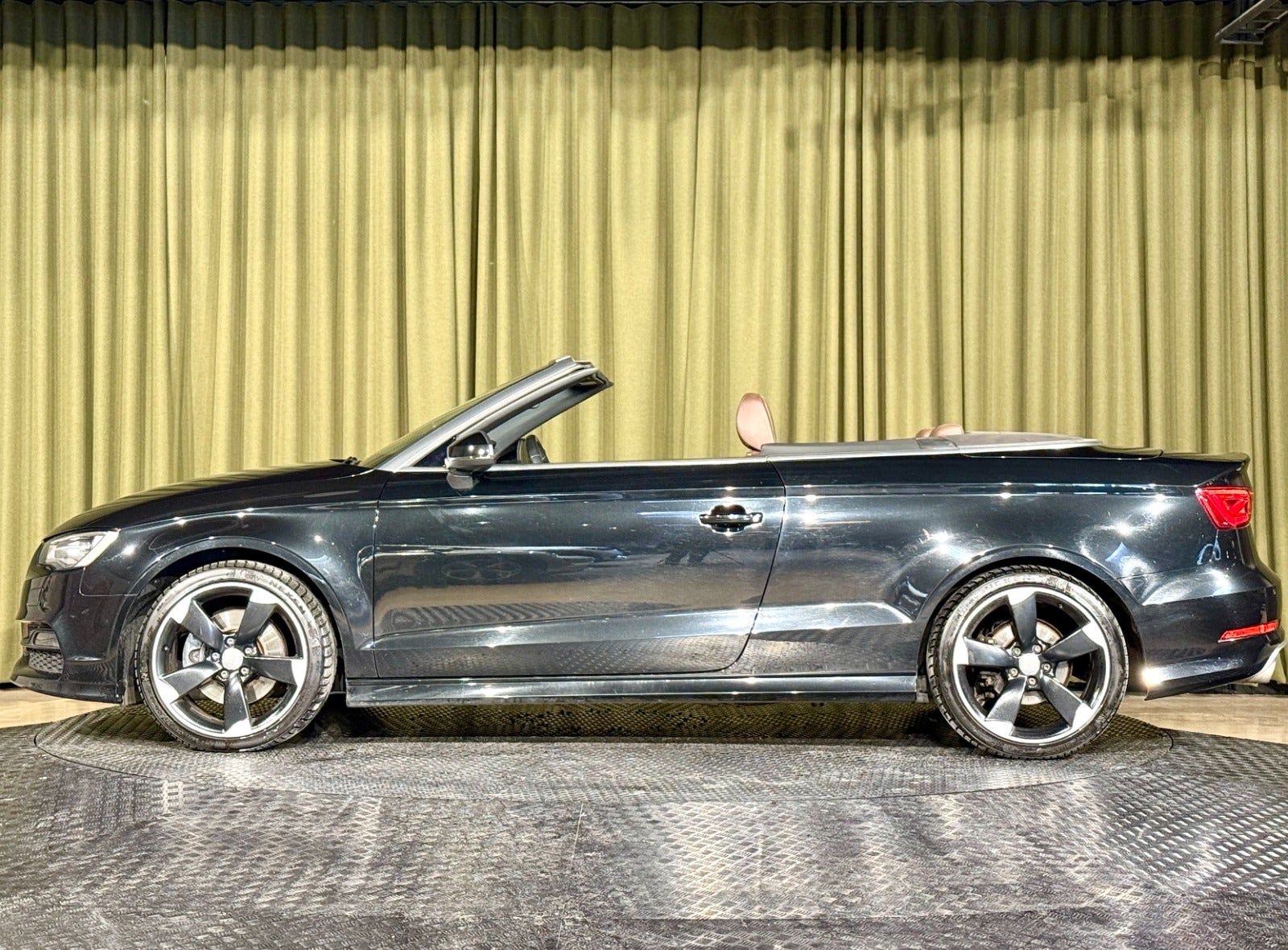 Billede af Audi A3 1,8 TFSi 180 Ambiente Cabriolet quattro S-tr.