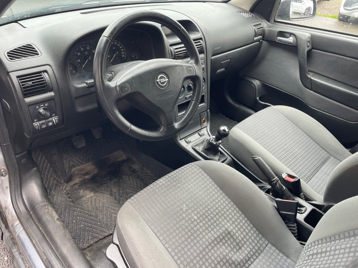 Billede af Opel Astra 1,6 16V Comfort Twinport stc.