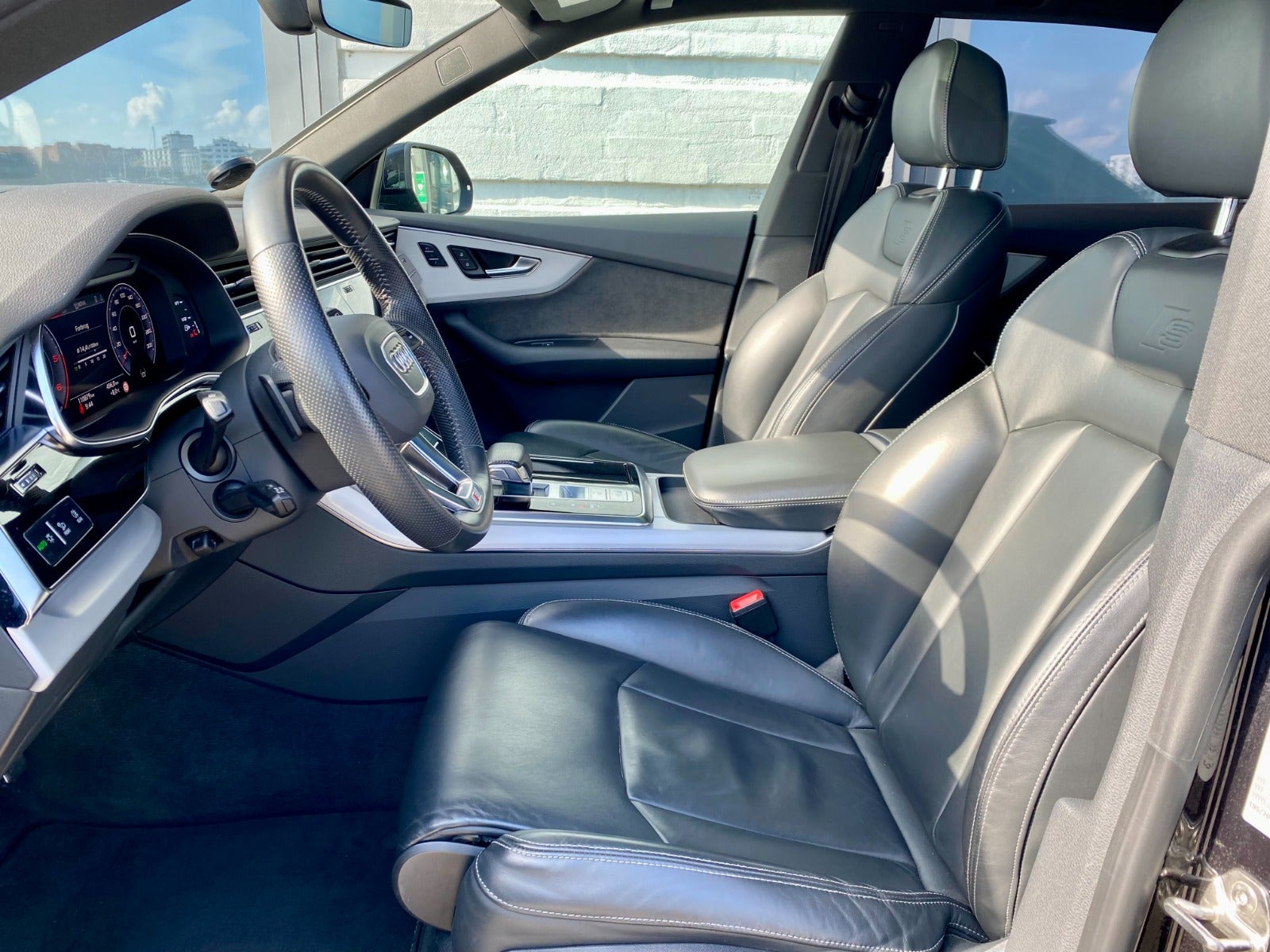 Billede af Audi Q8 50 TDi S-line quattro Tiptr.