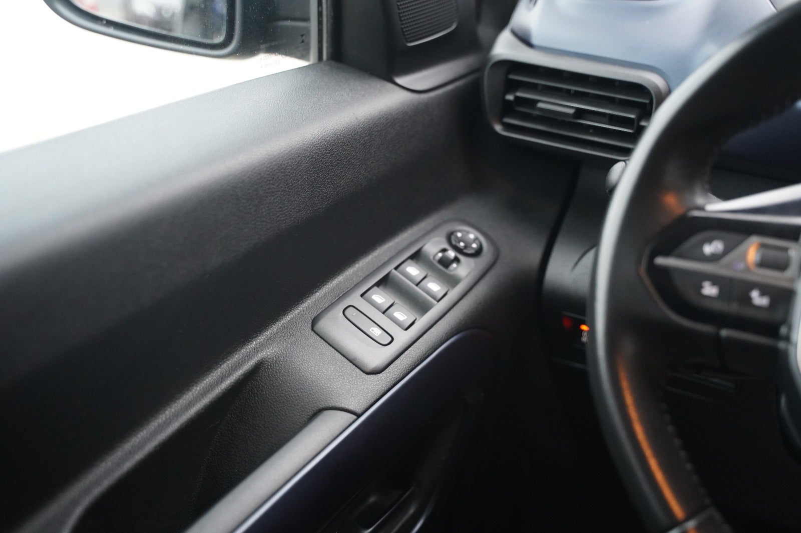 Billede af Peugeot Rifter 1,5 BlueHDi 100 L1 Allure