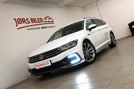 VW Passat GTE+ Pro Variant DSG