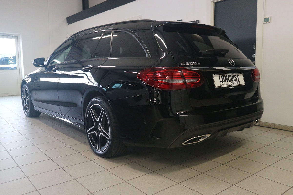 Mercedes C300 e AMG Line Night Edition stc. aut.