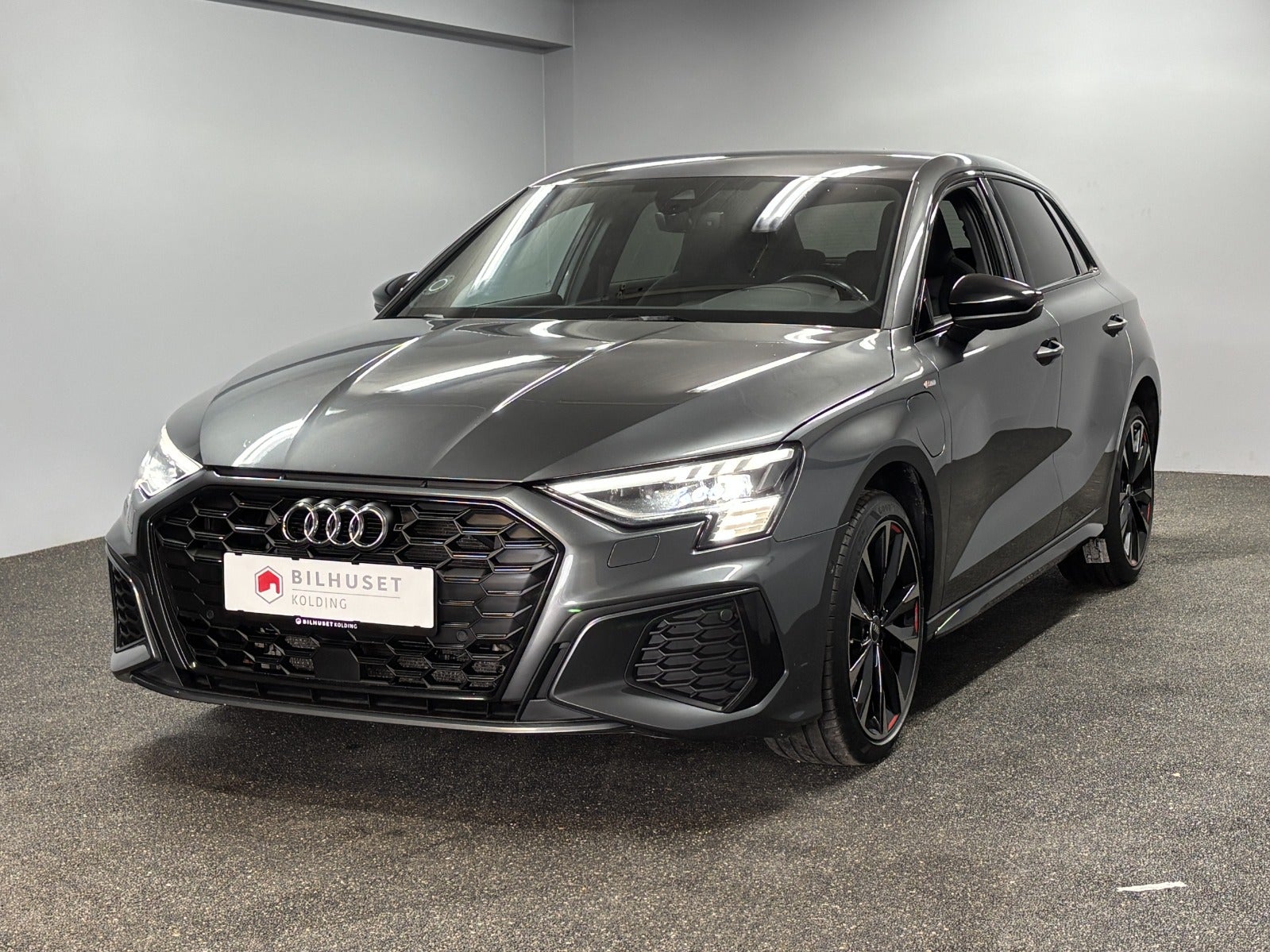 Billede af Audi A3 45 TFSi e S-line Sportback S-tr.