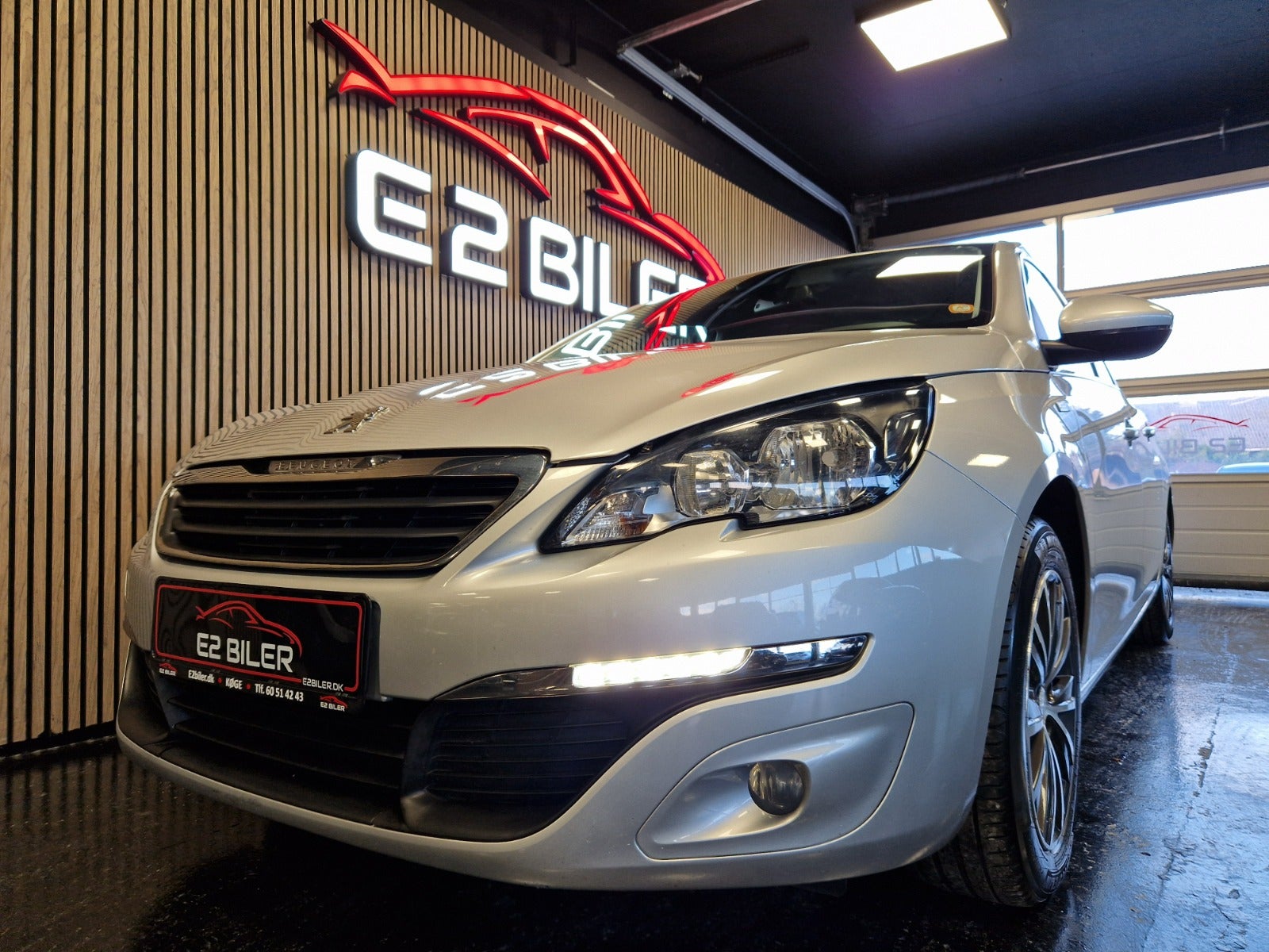 Peugeot 308 2016