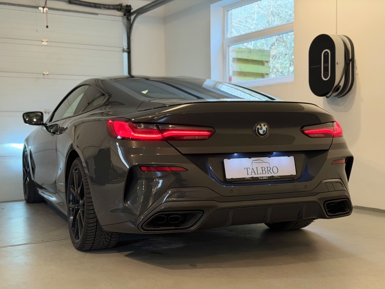BMW – M850i