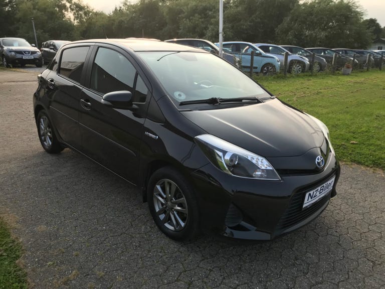 Toyota Yaris Hybrid H2 Touch CVT