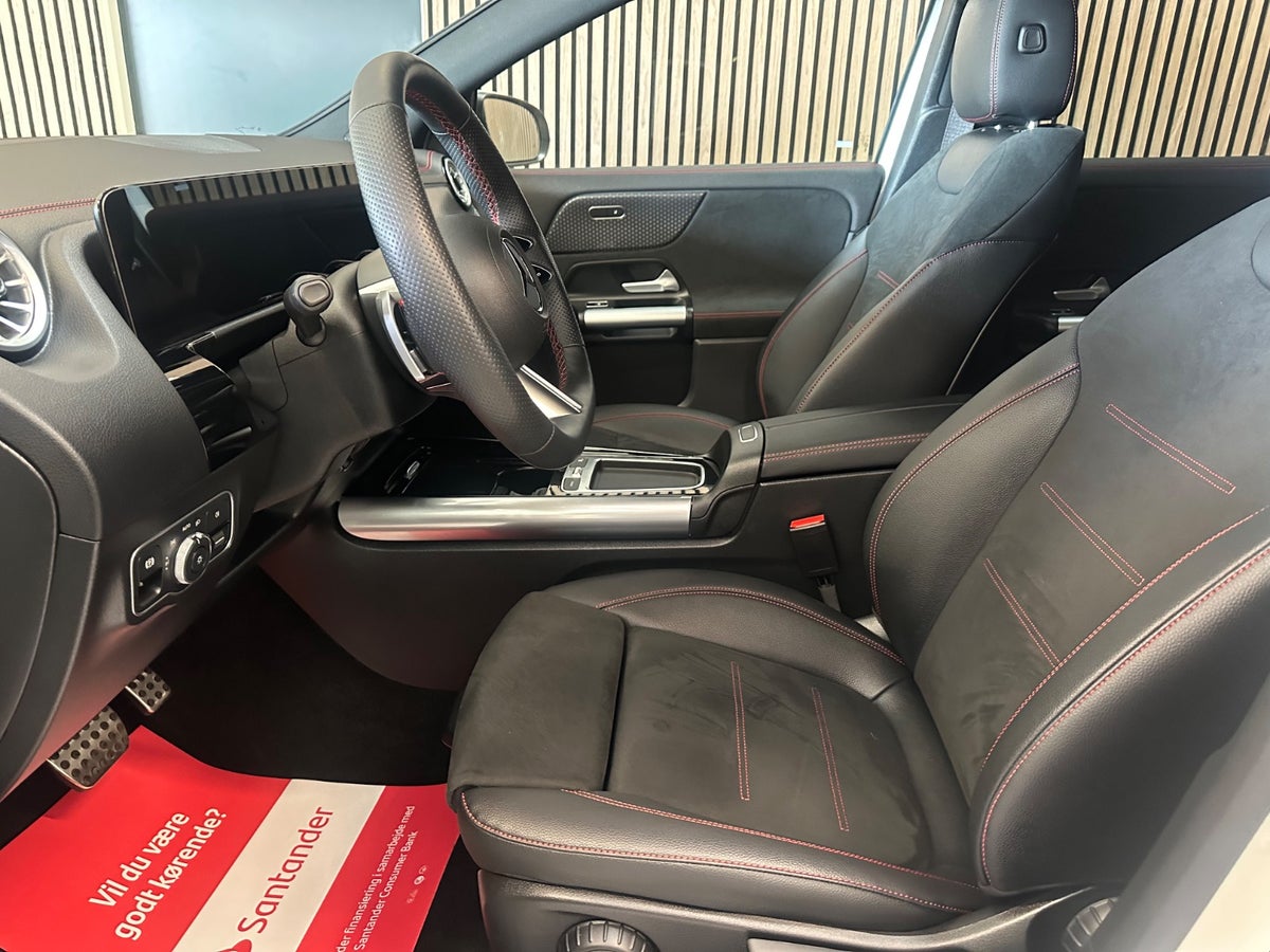 Mercedes EQA250+ AMG Line Advance Plus Mercedes EQA250+ AMG Line Advance Plus