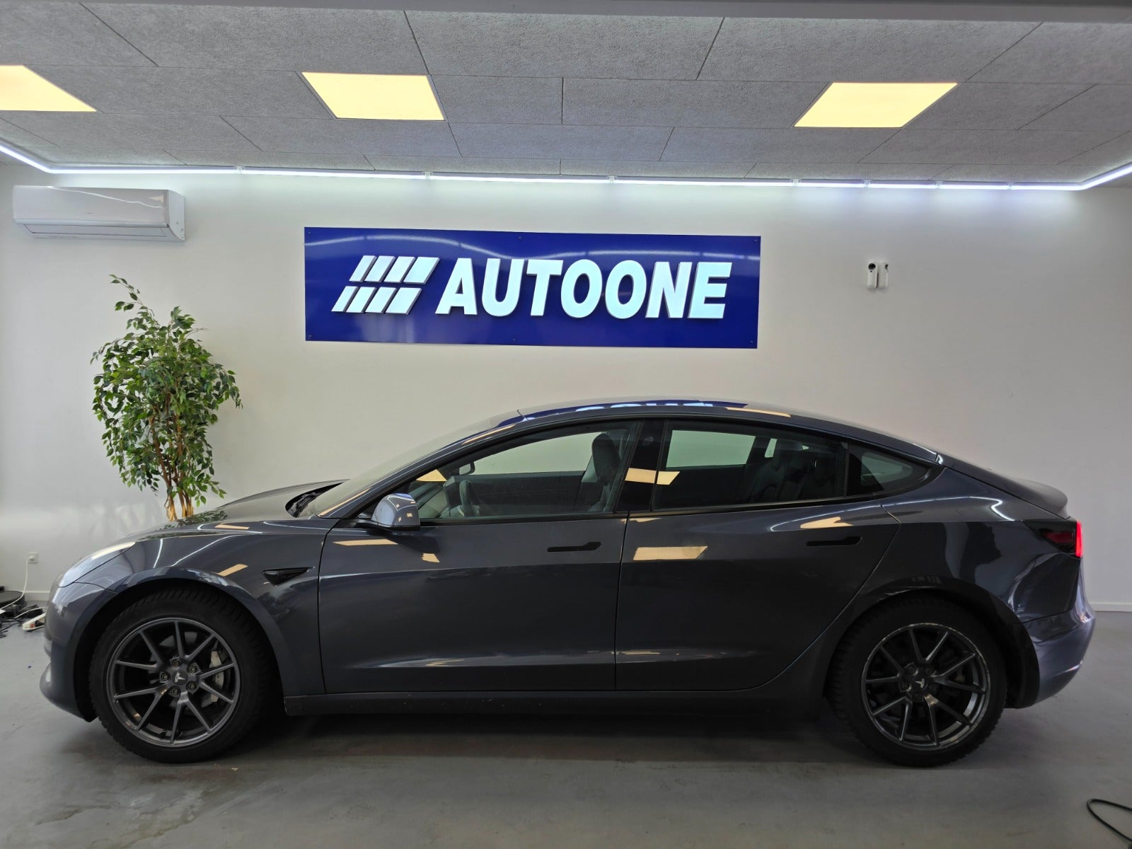 Billede af Tesla Model 3 Long Range AWD