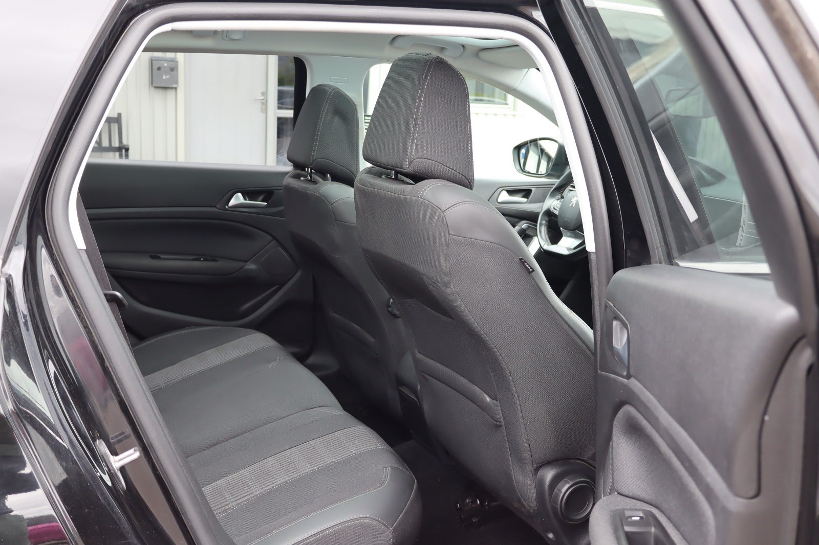 Billede af Peugeot 308 1,5 BlueHDi 130 Allure Grand SW