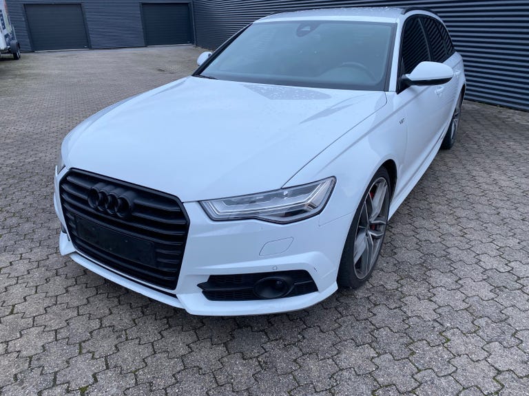 Audi A6 TDi 326 S-line Competition Avant quattro Tiptr.