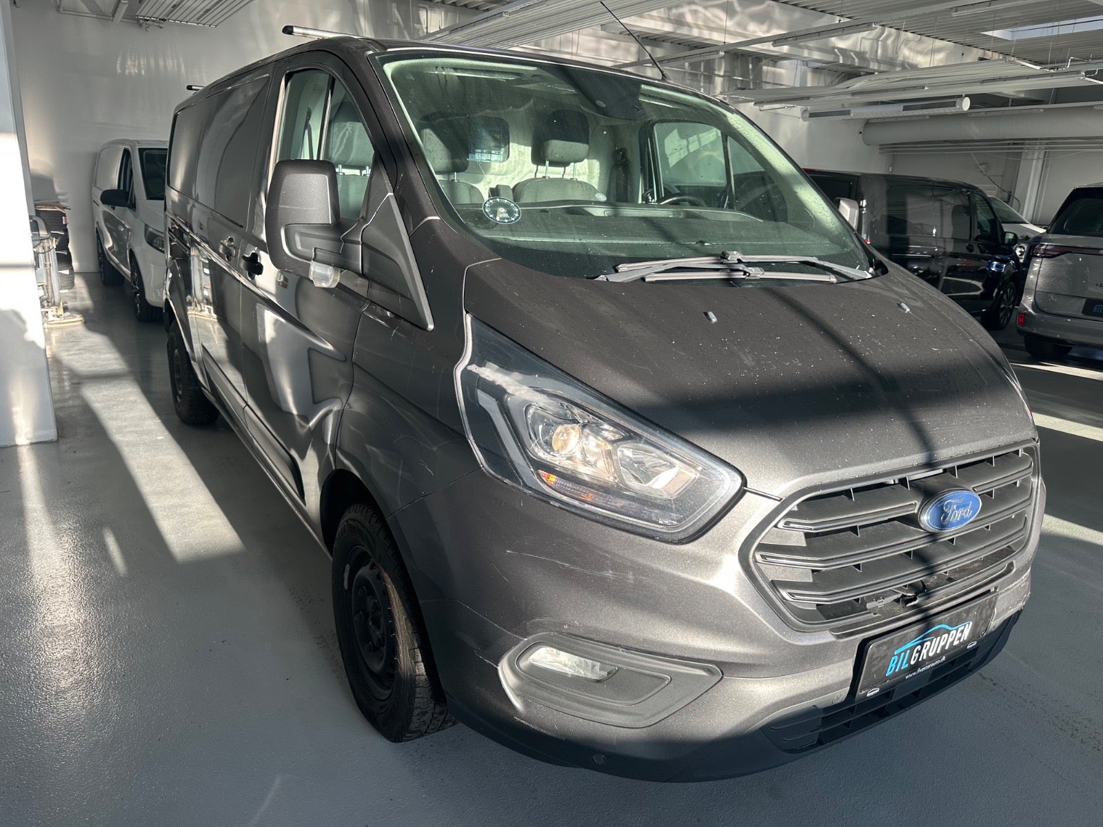 Billede af Ford Transit Custom 300L 2,0 TDCi 170 Trend