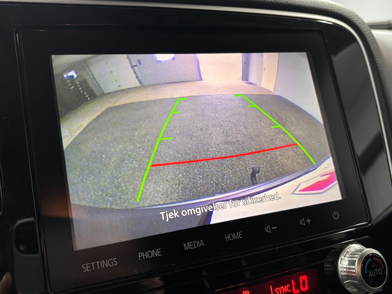 Billede af Mitsubishi Outlander 2,4 PHEV Intense CVT 4WD