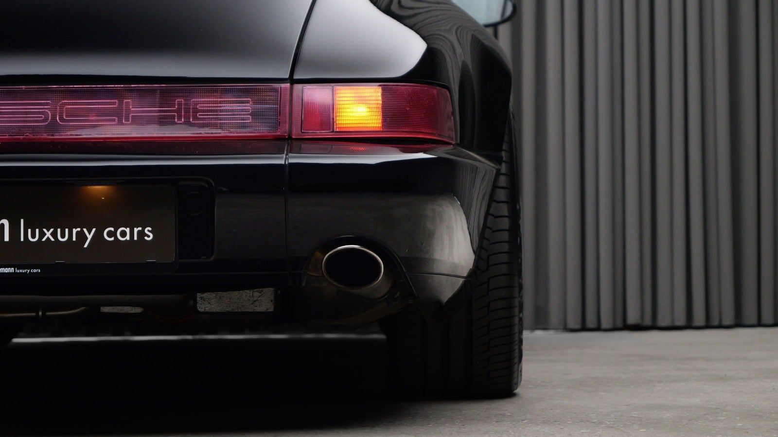 Porsche 911 Carrera 2 Cabriolet