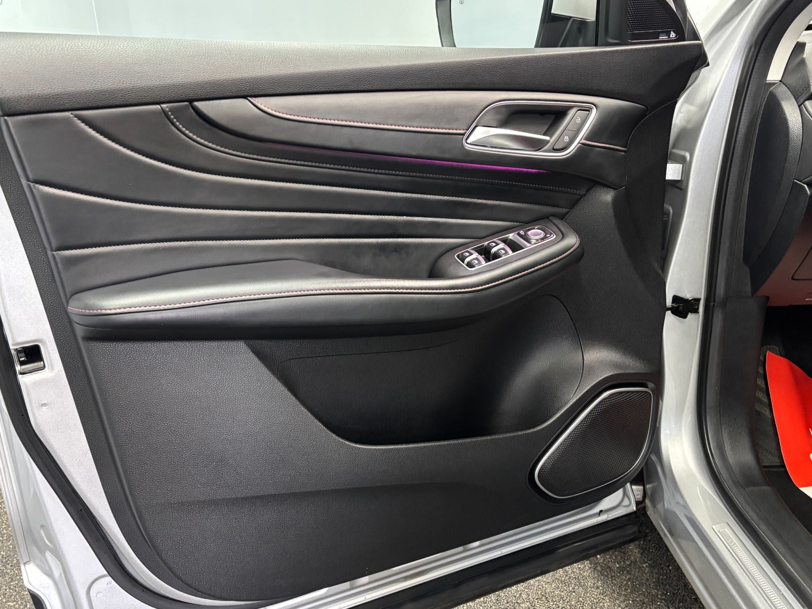 Billede af MG EHS 1,5 PHEV Luxury