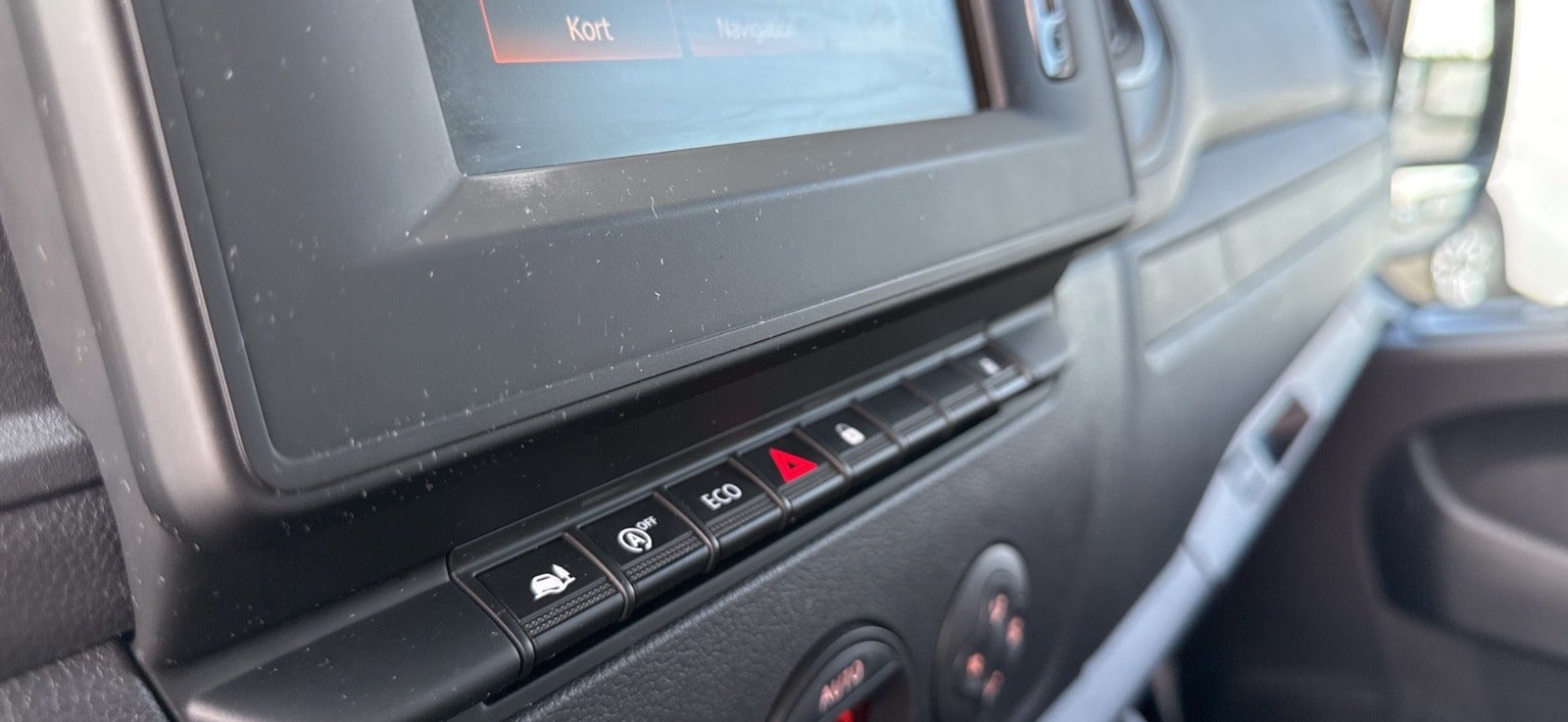 Billede af Renault Master IV T35 2,3 dCi 145 L3H2 Kassevogn RWD