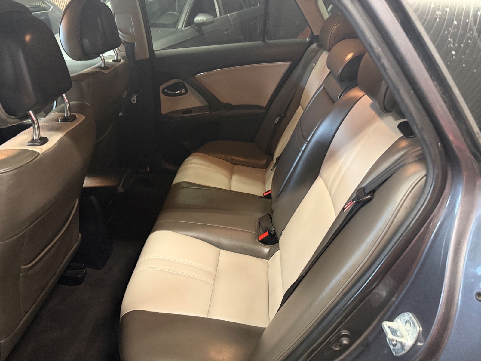 Toyota Avensis D-4D T2 stc. - billede 11