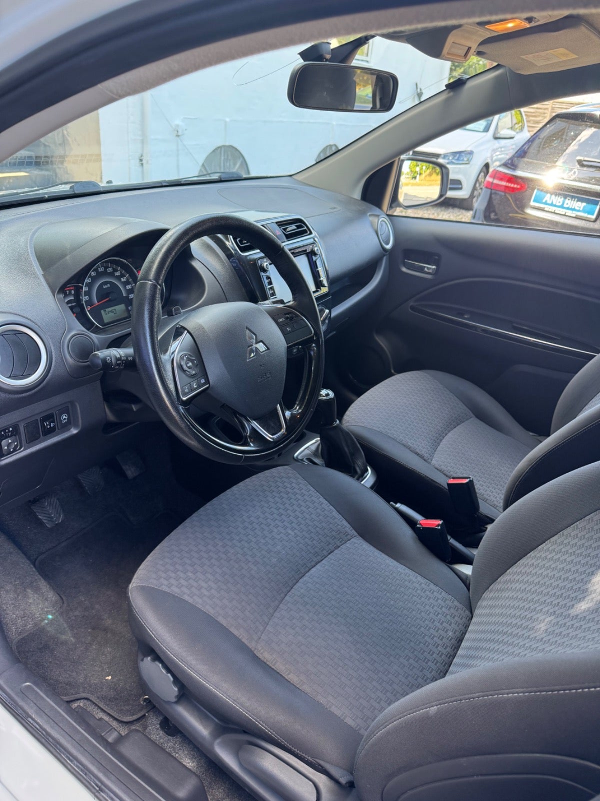 Billede af Mitsubishi Space Star 1,2 Inlead