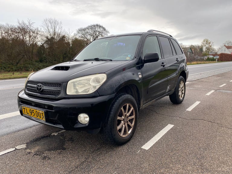 Toyota RAV4 D-4D 4x4 Van