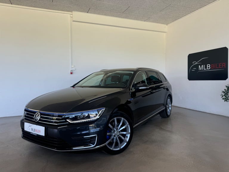 VW Passat GTE Highline Variant DSG