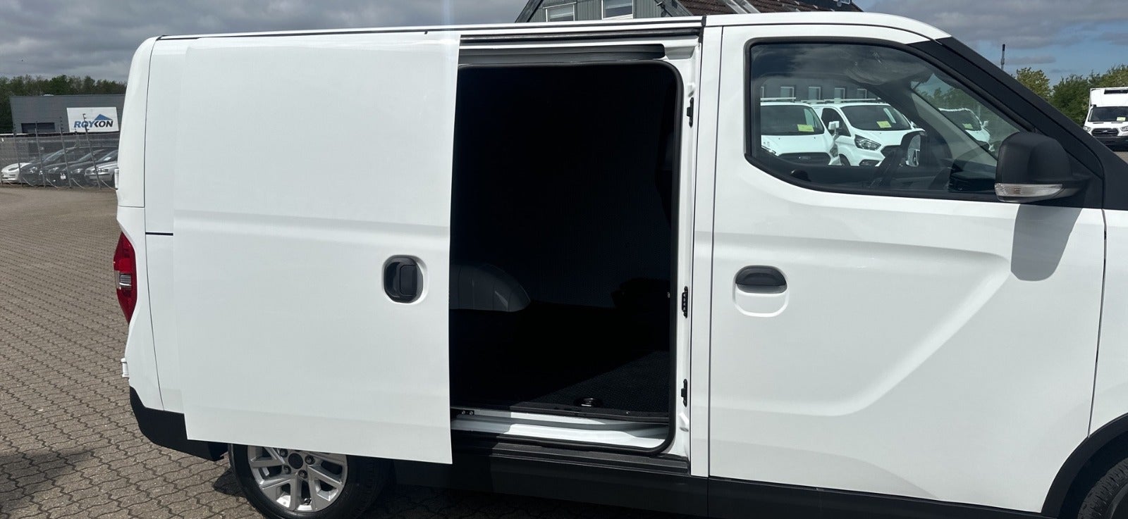 Billede af Maxus e-Deliver 3 50 Cargo Van SWB