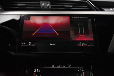 Audi e-tron S-line Sportback quattro